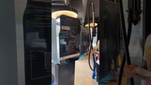 Разменный терминал “Wave change” с купюр на мелкие купюры и монеты