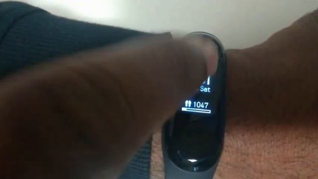 How to change screens on Xiaomi Mi band 3|How to change Display on Mi band 3
