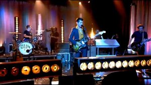 Arctic Monkeys - Knee Socks (Live)