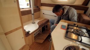 Лада Гранта автодом  душ, кровать и туалет