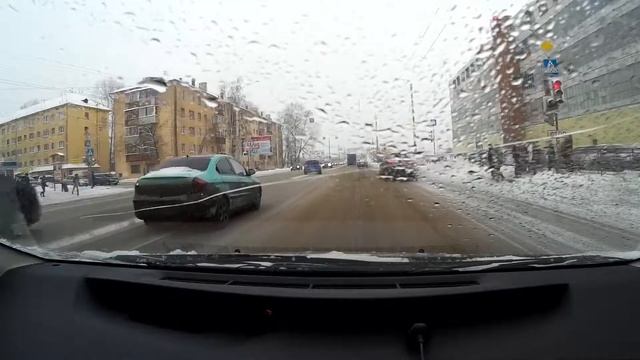 Вологда, митсубиси ASX, проезд на красный смотреть онлайн