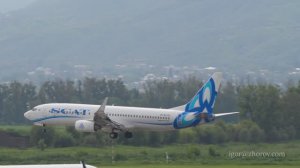 Боинг 737 авиакомпании SCAT приземляется в аэропорту Алматы.