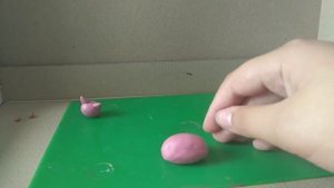 Как сделать сквиши котика из пластилина.
