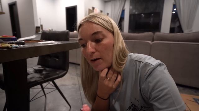 MASSIVE FAN MAIL PO BOX OPENING! - Super Cooper Sunday 342 смотреть онлайн