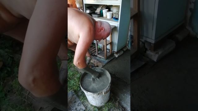 Простой миксер для цемента. смотреть онлайн