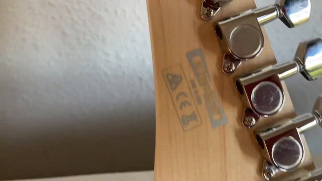 New toys: an Ibanez SA260FM and a Blackstar HT-5 tube amp. смотреть онлайн