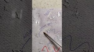 убираем ручку и фломастеры с бумажных обоев