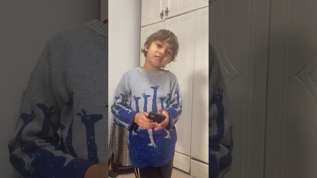 2023-04-01 Адриан изобрел смартфон смотреть онлайн