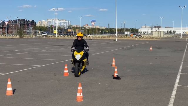 Rotations GP Алексей Ткаченко Suzuki GSX-R750 L2 Gymkhana Ростов-на-Дону 21,486с 20 сентября 2022 г смотреть онлайн