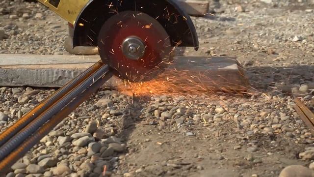 ВЕТЕР ДУНУЛ - ДОМ УПАЛ! НИКОЛИНО ПАРК. смотреть онлайн