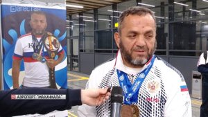В Махачкалу вернулись триумфаторы мирового Первенства по вольной борьбе среди ветеранов