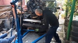 Снятие двигателя с АКПП без поднятия кузова дискавери 3 2,7д.