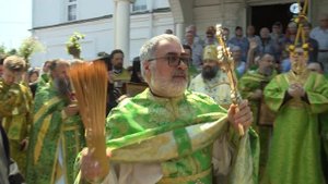 Владыка Тихон совершил Божественную Литургию в праздник Святой Троицы (Пятидесятницы)