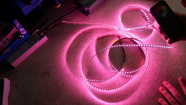 Dot-Free RGB LED strip смотреть онлайн