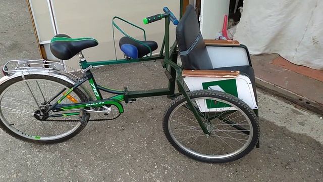 Трехколесный трехместный велосипед из двухколесного своими руками, велорикша . Для прогулок . смотреть онлайн