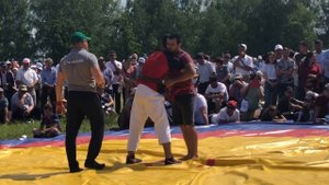 Сабантуй. Илишевский район. Национальная борьба Корэш.