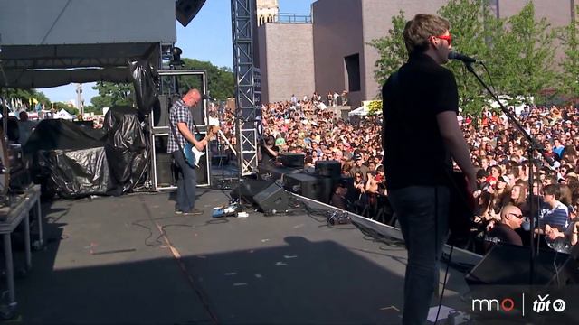 Rock The Garden 2013: Bob Mould Band: Round the City Square смотреть онлайн