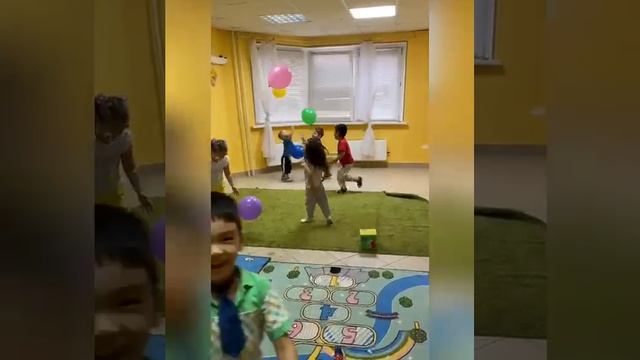 Игра "Удержи шарик".mp4 смотреть онлайн