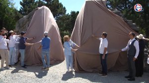 На Ай-Петри возвели скульптурную композицию «Шепот гор»