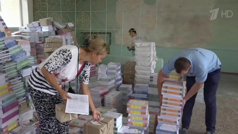 В Донбассе и на других освобожденных территориях к новому учебному году готовы школы