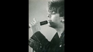 New Order - Ceremony (featuring Ian McCulloch of Echo and the Bunnymen)