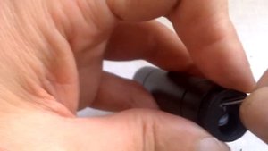 LED фонарь POLICE не берет зарядку (решено)/POLICE LED lamp does not charge (decided)