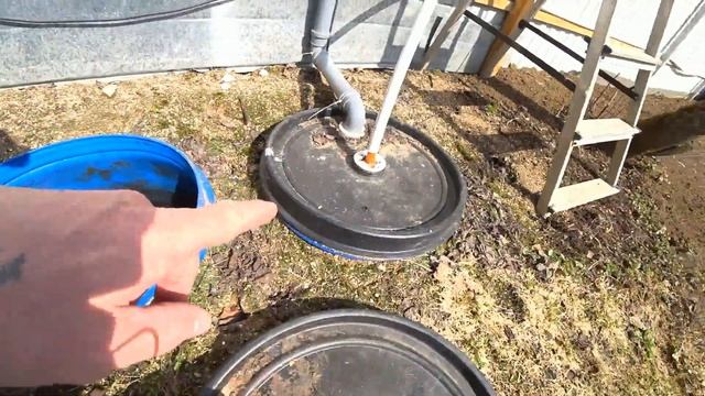 Септик из пластиковых бочек два года спустя смотреть онлайн