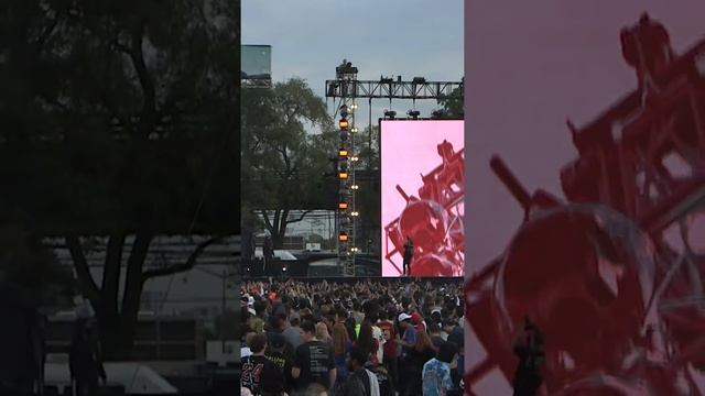 MACHINE GUN KELLY CLIMBS ALL THE WAY TO THE TOP - LIVE @ Rolling Loud New York 2019 смотреть онлайн