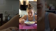 МУКБАНГ