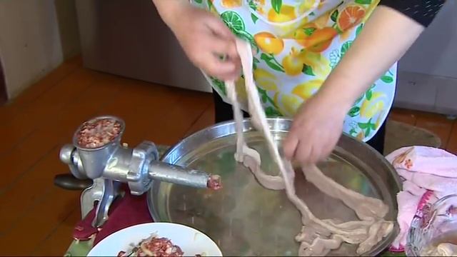 Готовим сушёную домашнюю колбасу по рецептам предков смотреть онлайн