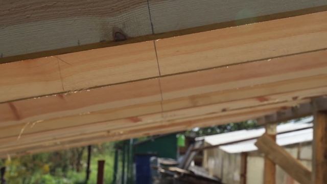 СТРОЮ САРАЙ КАК УМЕЮ. ПТИЦА БУДЕТ ДОВОЛЬНА, А СОСЕДИ НЕТ... смотреть онлайн