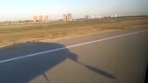 Взлет самолета в аэропорту Анталия.