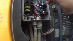 liebherr 924 ! но не кран ! а экскаватор ! сдохла печка ! ошибка f5, поробуй найди ....