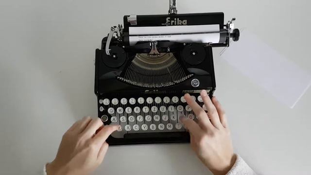 Tony's Typewriters - Erika model 5 TAB смотреть онлайн