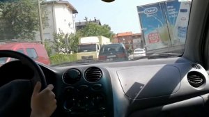 Daewoo Matiz trying to commute