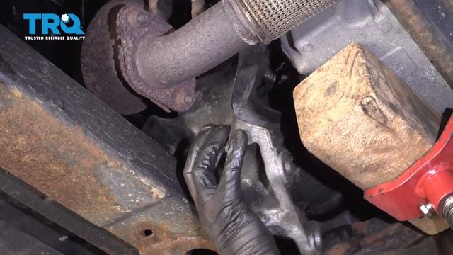 How To Replace Front Engine Mount 2009-17 Chevy Traverse смотреть онлайн