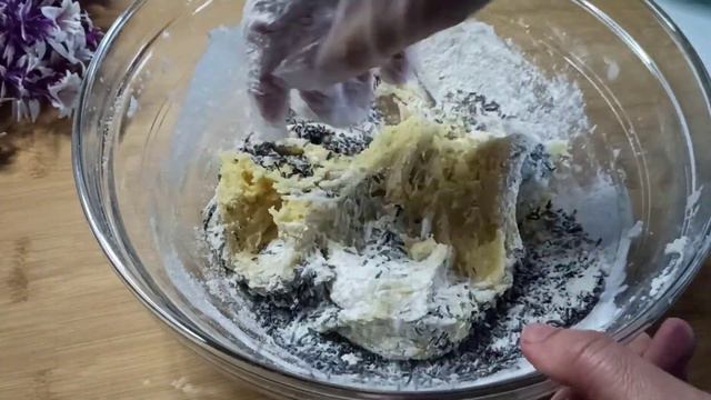 Ricetta in 5 minuti! Farai questo deliziosi e semplici biscotti con pochissimi ingredienti!