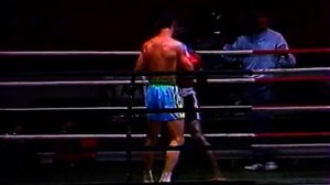 Профтурнир  по кикбоксингу Москва 1993г. Виталий Степанченко(Волгоград) - Ивал Дентал (Англия)