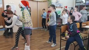 Утренник в 5-В классе ГБОУ СОШ №12