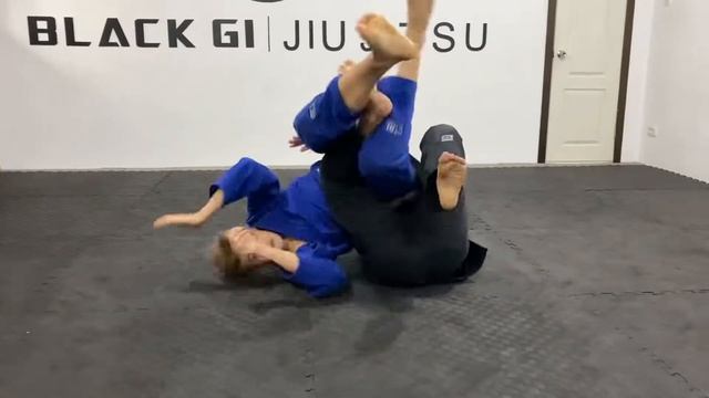 Полу-гард , опция 3/Бэк (баримбола) смотреть онлайн