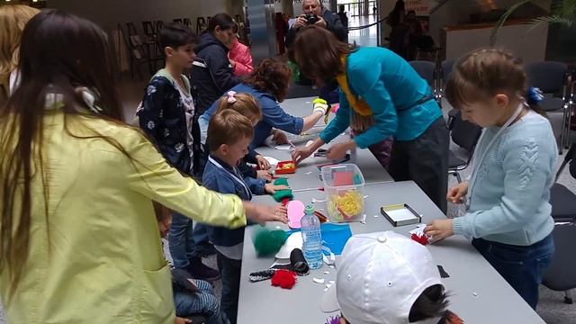 Мастер-класс для детей с ограниченными возможностями в Крокус Сити смотреть онлайн