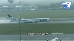 посадка самолета без шасси