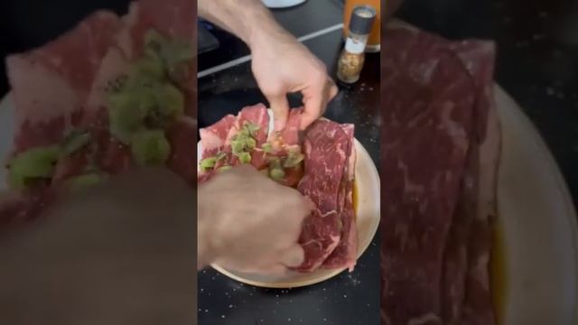 Мраморная говядина #вкусно #аппетитно смотреть онлайн