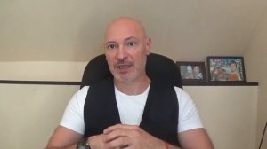 Ваш муж постоянно вспоминает бывшую. Что делать?