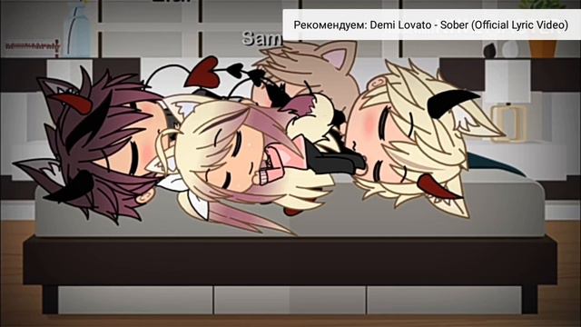 Странная семья смотреть онлайн