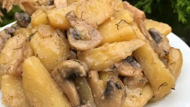 Картофель с шампиньонами Рецепт приготування в описах смотреть онлайн