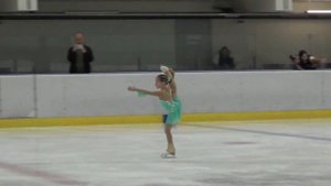 Успешное выступление в нормативе «Юный Фигурист» 1 место ??⛸️ #фигуристкаарина #фигурноекатание