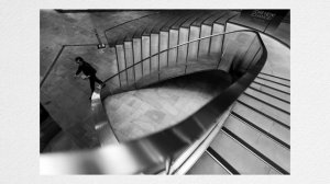 Sony 20 mm F1.8 London Street Photography + Battersea Tube Station