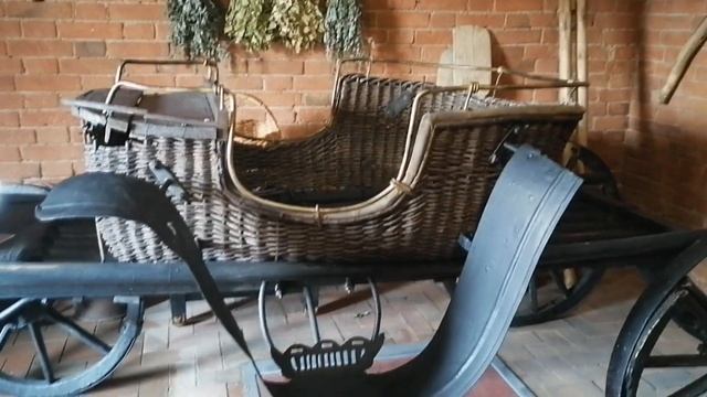 Музей семьи Ростроповичей и надворные постройки XIX века в Оренбурге смотреть онлайн