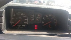 Audi 80 B2 1.8 бензин, внешний осмотр и проверка годного.
